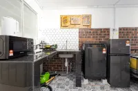 Casa Celia - [Pet Allowed] Private parking studio by VCR -  case vacanza in affitto