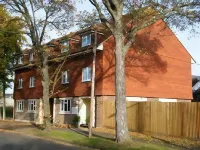Springfields Hotels near Giggles Playground