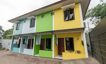 RedDoorz Plus Near Jungeland Sentul