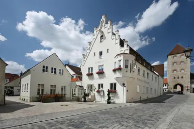 Landhotel Weißer Hahn Hotels in Wemding