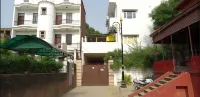 Moustache Varanasi Hotels in 