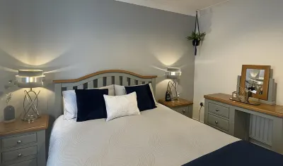 Stylish Scottish House with Garden and Parking Hotels in Perth