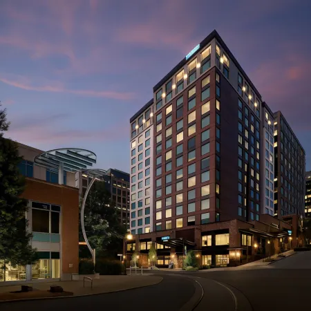 Astra Hotel, Seattle, A Tribute Portfolio Hotel Отели рядом с достопримечательностью «Тихоокеанский научный центр»