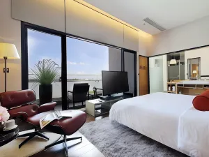 Midori Clark Hotel and Casino