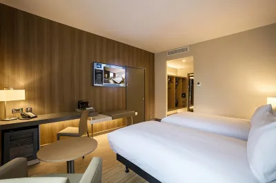 AC Hotel Birmingham Các khách sạn gần Centenary Square