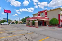 Ramada by Wyndham Oklahoma City Airport North Hotels in Oklahoma City