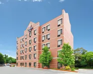 Spark by Hilton Woburn Boston Các khách sạn ở Woburn