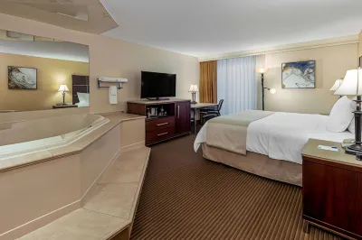 Wyndham Riverfront Little Rock Hotels in Норт-Літл-Рок
