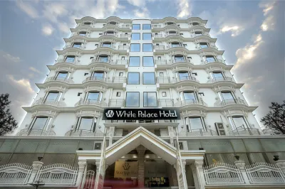 ホワイト パレス ホテル
