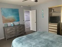 Mandalay Shores Resort Hotels near Airport Self Storage