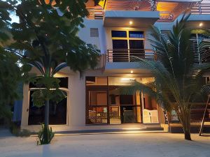 Finolhu Beach Guest House