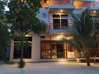 Finolhu Beach Guest House Các khách sạn ở Felidhoo
