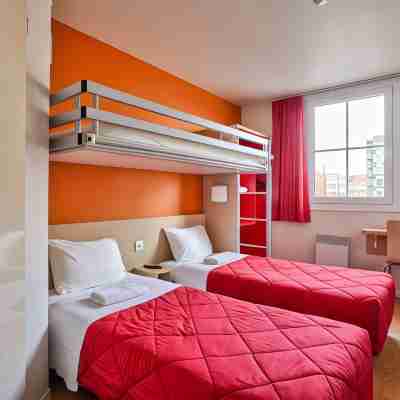 Premiere Classe Paris Ouest - Pont De Suresnes Rooms