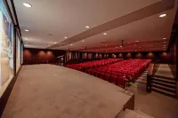 Krystal Palace Douala