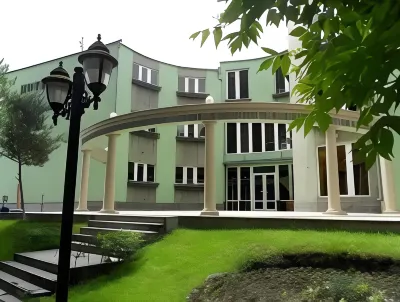 Green Palace Hotel Hotels near The Church of Amenaprkich