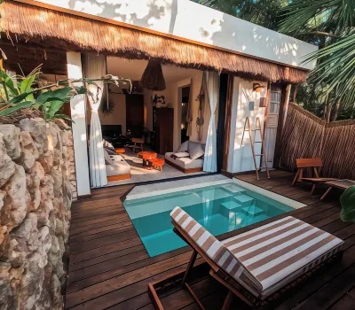 Naya Bacalar Lagoon Front Hotel Hôtels à proximité de : Bacalar Adventure Tours