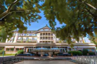 Parkhotel Kurhaus Hotels in der Nähe von Paul-Schneider-Stele