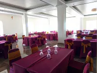 Grand Town Hotel Maros Hotels in Mandai