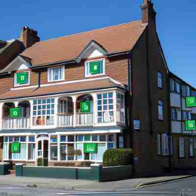 Beach Court Holiday Apartments Hotel Exterior
