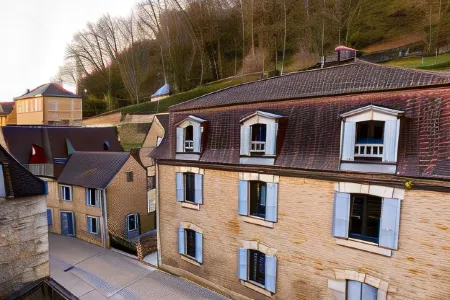 Logis Hôtel Pontet Hostellerie Maleville