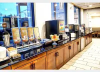 Super 8 by Wyndham Kelowna BC - 朝食