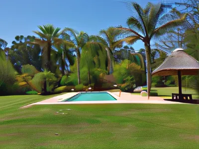 Coral Tree Cottages Hotels in Harkerville