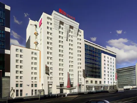 Ibis Lisboa Jose Malhoa