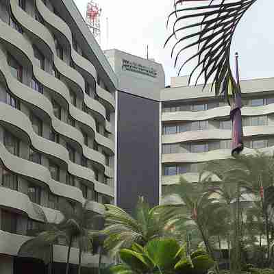 NH Cali Royal Hotel Exterior