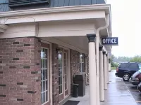 Hometown Inn Galion Hotels in Crawford County
