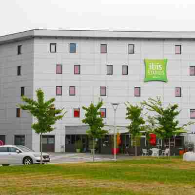 Ibis Styles Romans Valence Gare TGV Hotel Exterior