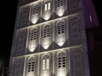 Styles Hotel Hotels near Jonker Street Night Market