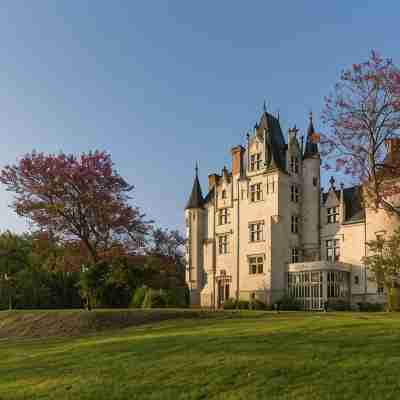 Domaine de Brou Hotel Exterior