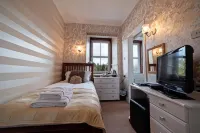 The Rowan Tree Country Hotel Hotels in Aviemore