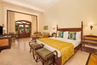 The LaLiT Golf & Spa Resort Goa - parking