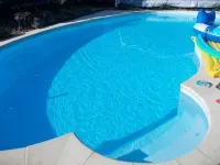 Rental of an apartment in a provencal farmhouse in Pontet with swimming pool