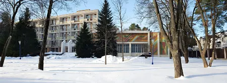 Zhmz Lesnoj Dvorik Sanatorium Отели в г. Жуковский