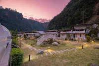 Harness Zipline And Adventure Resort Hotel a Kushma