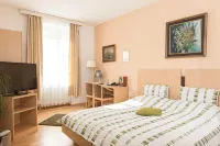 Am Friedrichsbad Hotels in Gernsbach