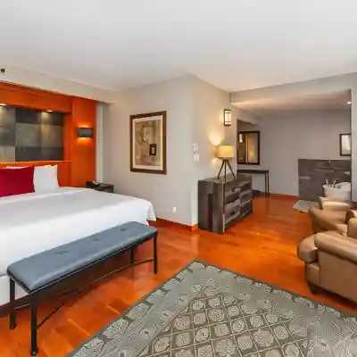 Banff Inn Rooms