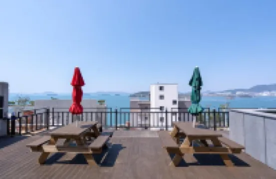 Yeosu Sunset Hostel and Pension