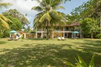 The Last House Hotel dekat Mawella Lagoon Seaplane Base