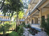 Chitwan Village Resort