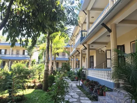 Chitwan Village Resort