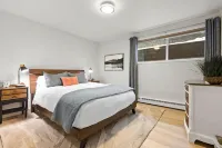 Look no further! Anchorage's Best Stay is Here. Next to Downtown & Free Parking!