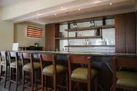 Hotel Monticello Tagaytay - bar