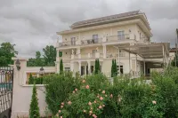 Aleksion Palace Hotels in 