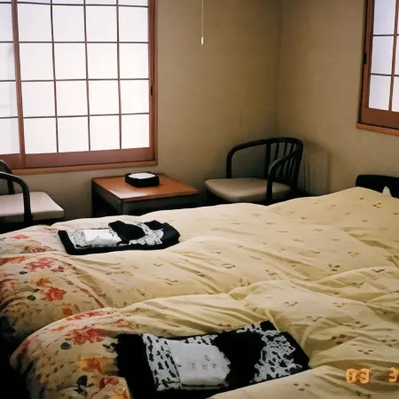 Enjoy the Smell of the Sea at Aokura-Tei