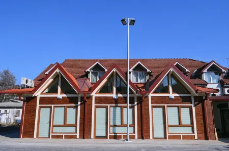 Hotel Tomce Sofka Отели рядом со станцией Скопје Север Станица