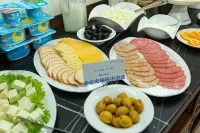 伊曼飯店 - 早餐