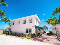 Rainbow Bend Resort Hotels in Marathon